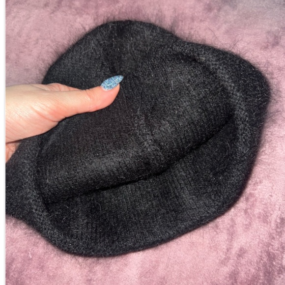 BLACK RABBIT FUR BEANIE HAT - Picture 2 of 2